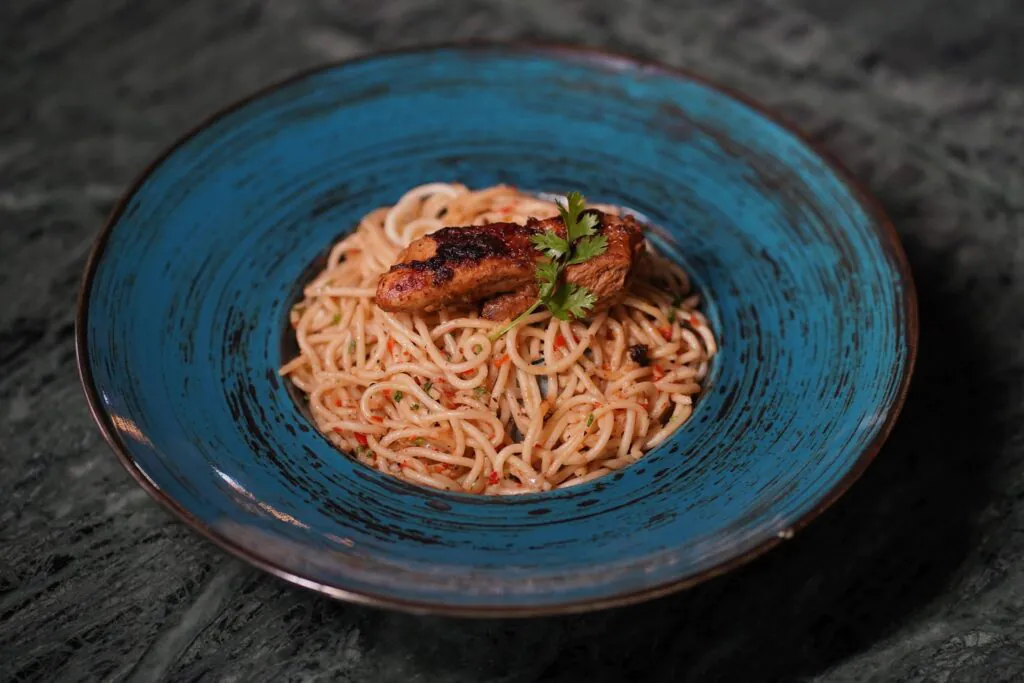 Pasta Club ~ Shonir Akhra - cover 2